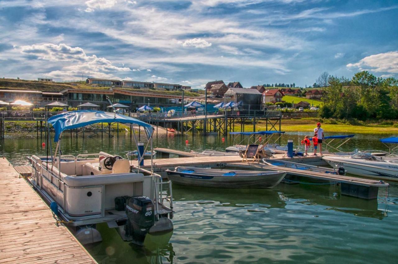 Marina Liptov Pri Liptovskej Mare Bobrovník Exterior foto